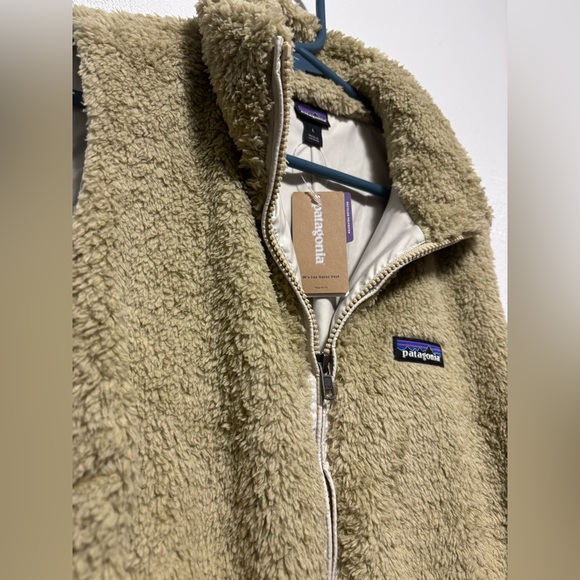 Patagonia Women's Los Gatos Vest - NWT - Picture 7 of 10